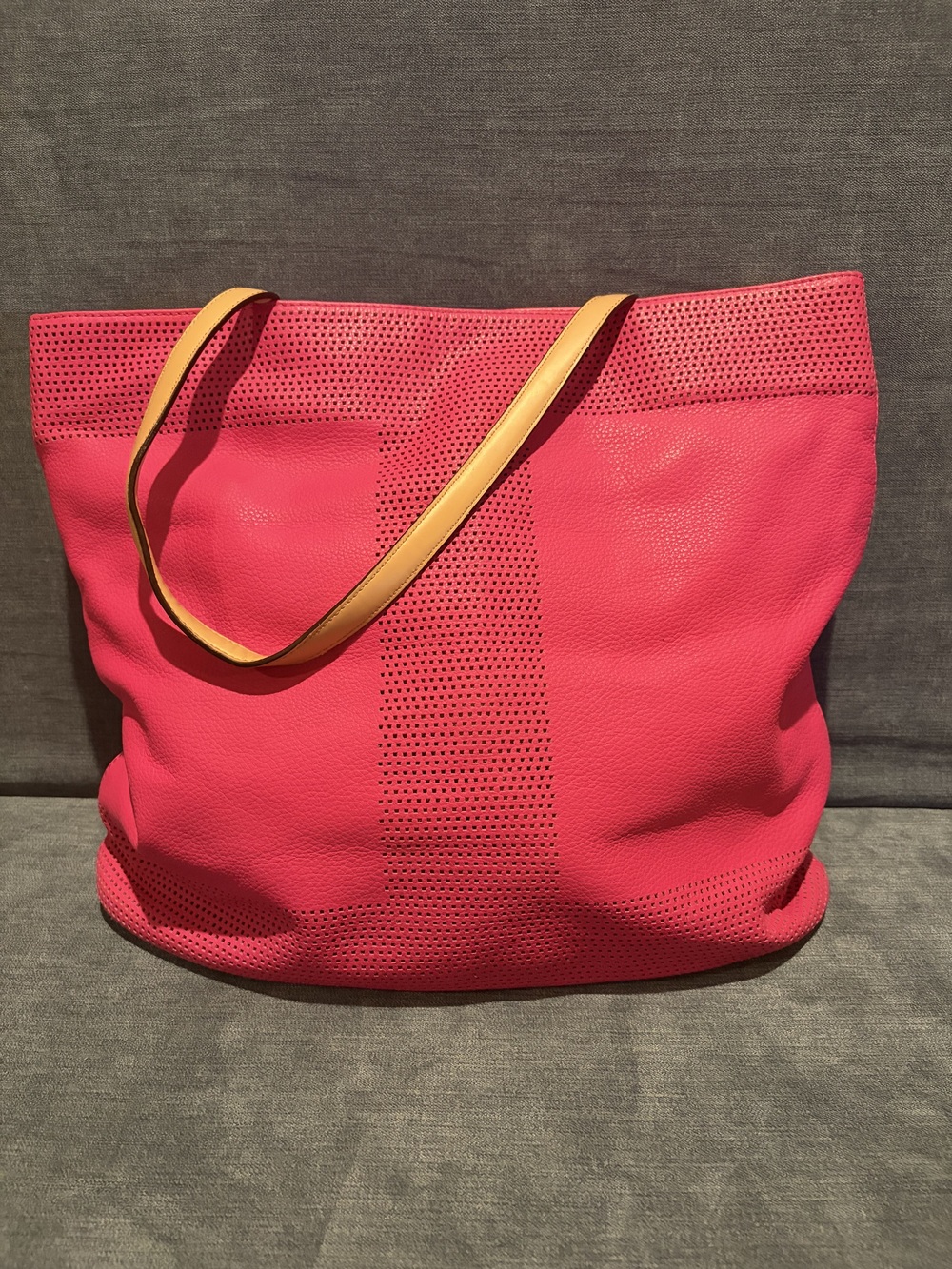 Isaac Mizrahi NY NWT “Kay” Tote in Berry and Light Tan Leather Traps
